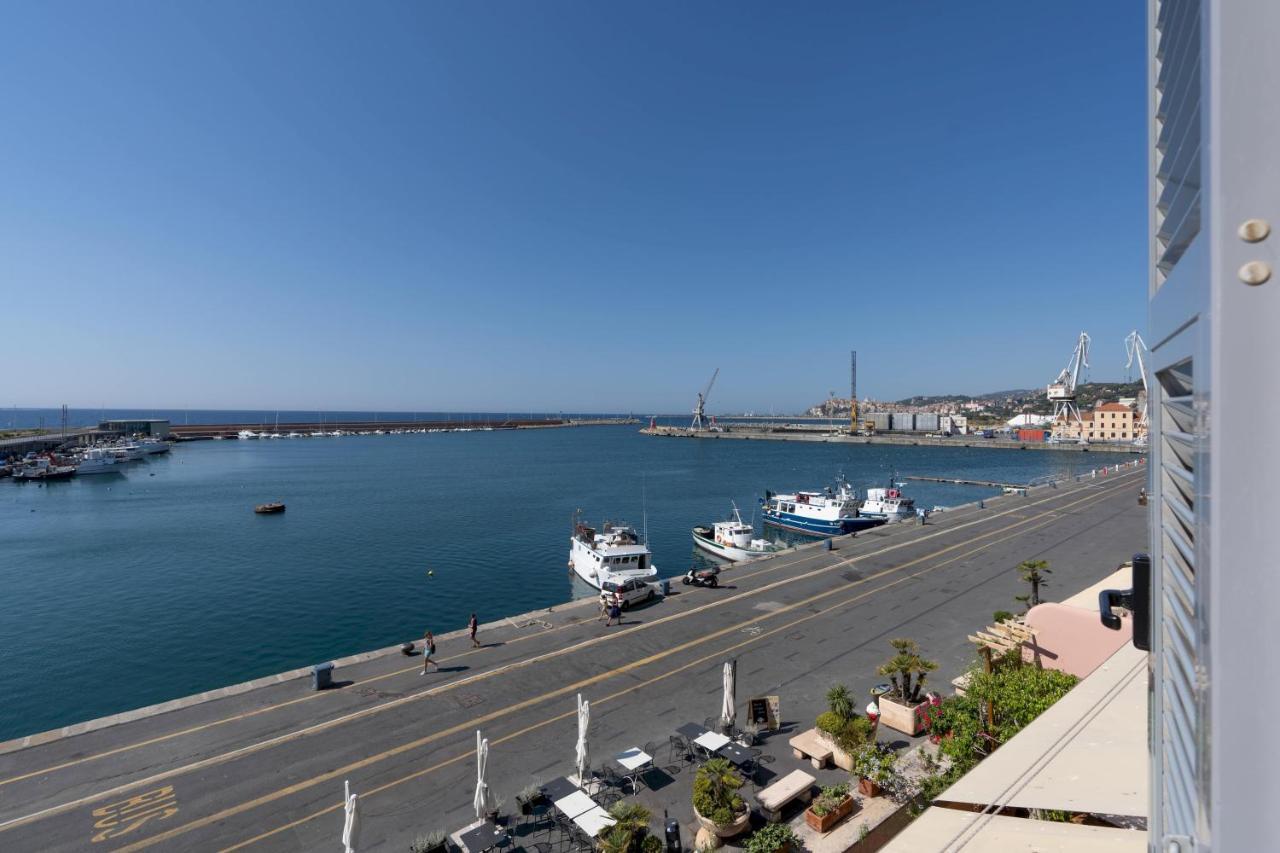 Vele D'Amare Apartment Imperia Bagian luar foto