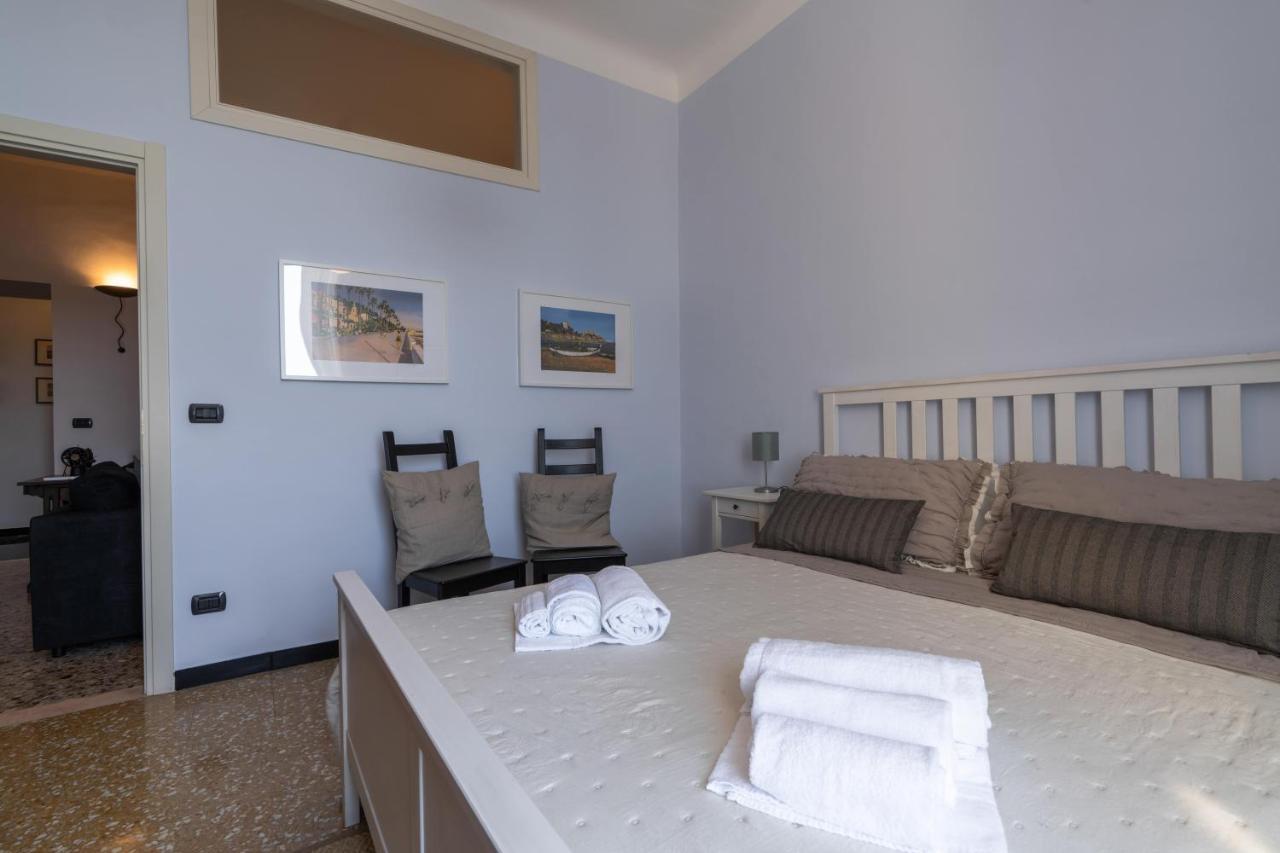 Vele D'Amare Apartment Imperia Bagian luar foto
